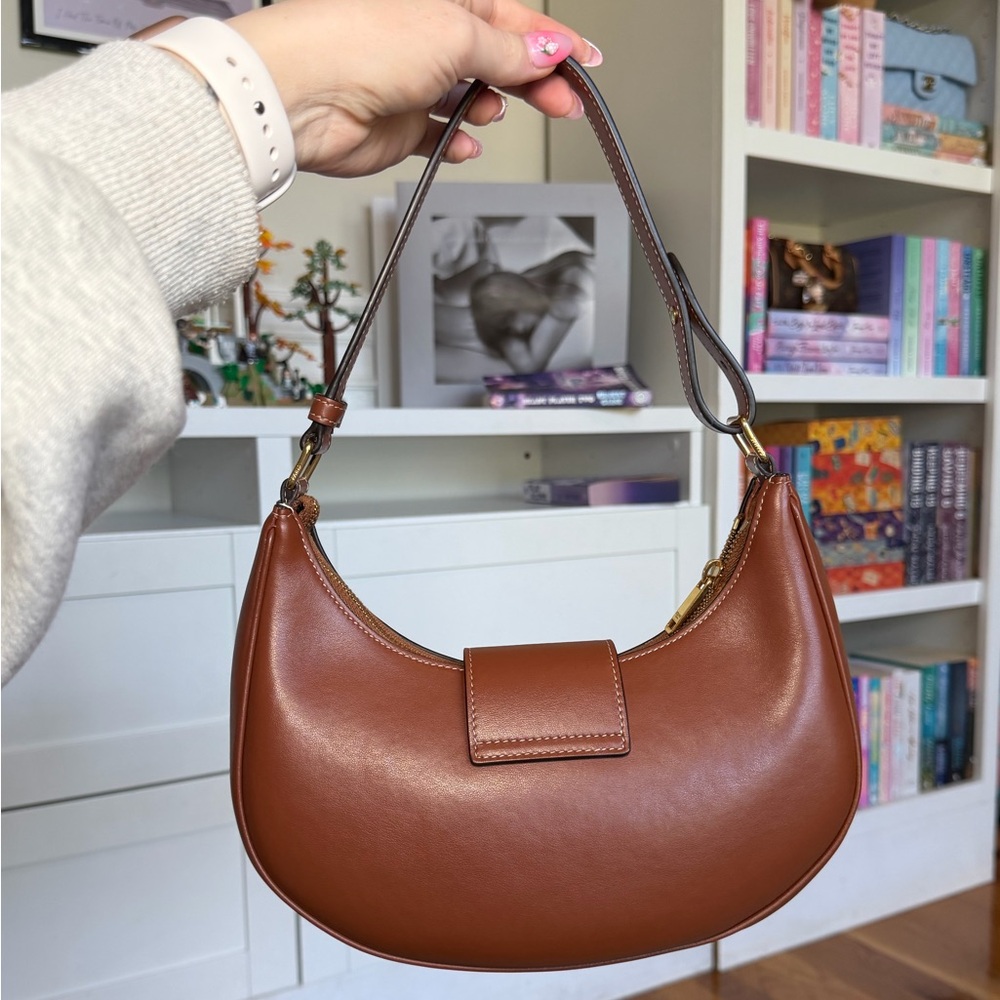 Celine Ava Triomphe Shoulder Bag in Tan - Picture 5 of 13
